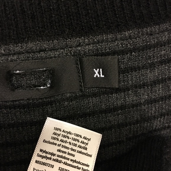 BRAND NEW Men F&F V Neck Knit Sweater. Size XL - Picture 4 of 4